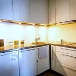 Easy - Centre *